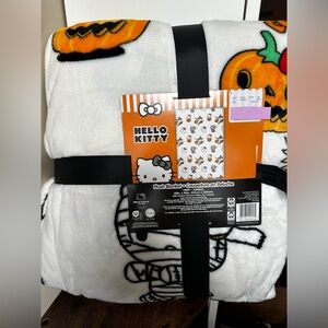 Hello Kitty Halloween 🎃 Blanket